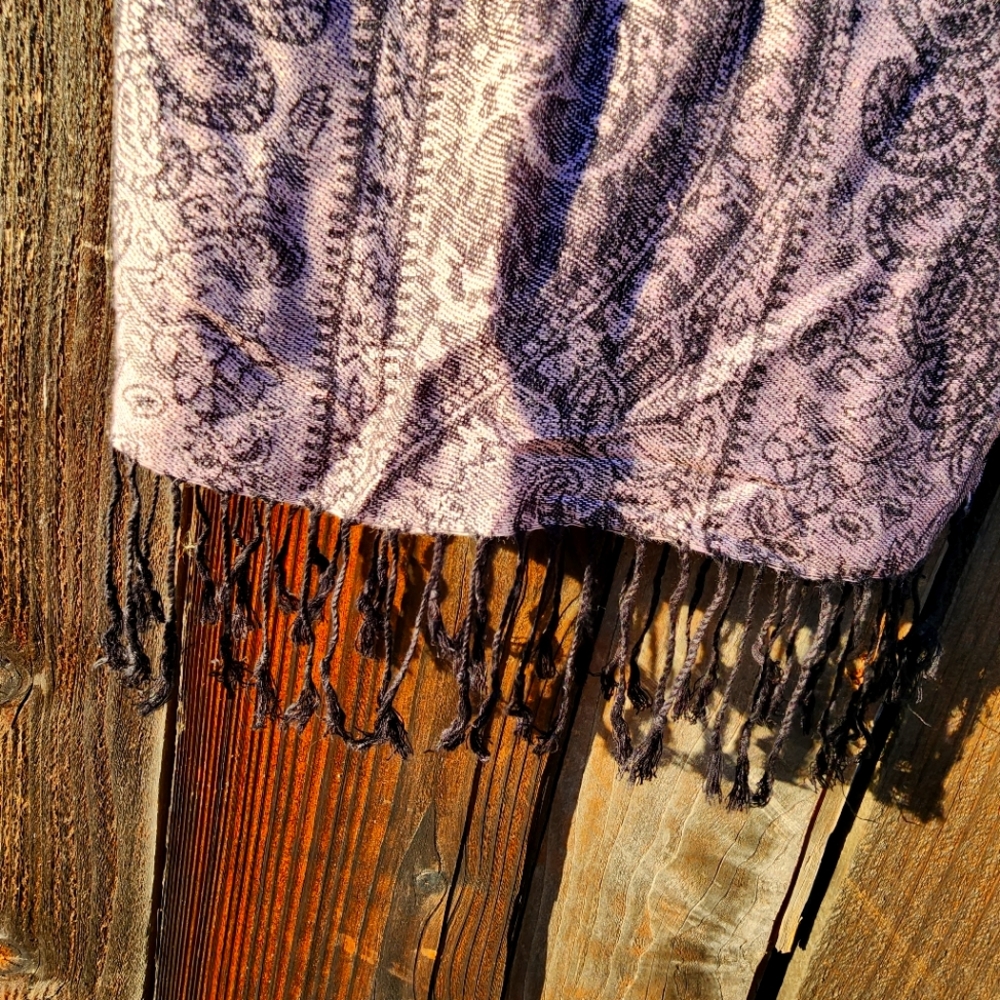 Pashmina - Picture 2 of 4